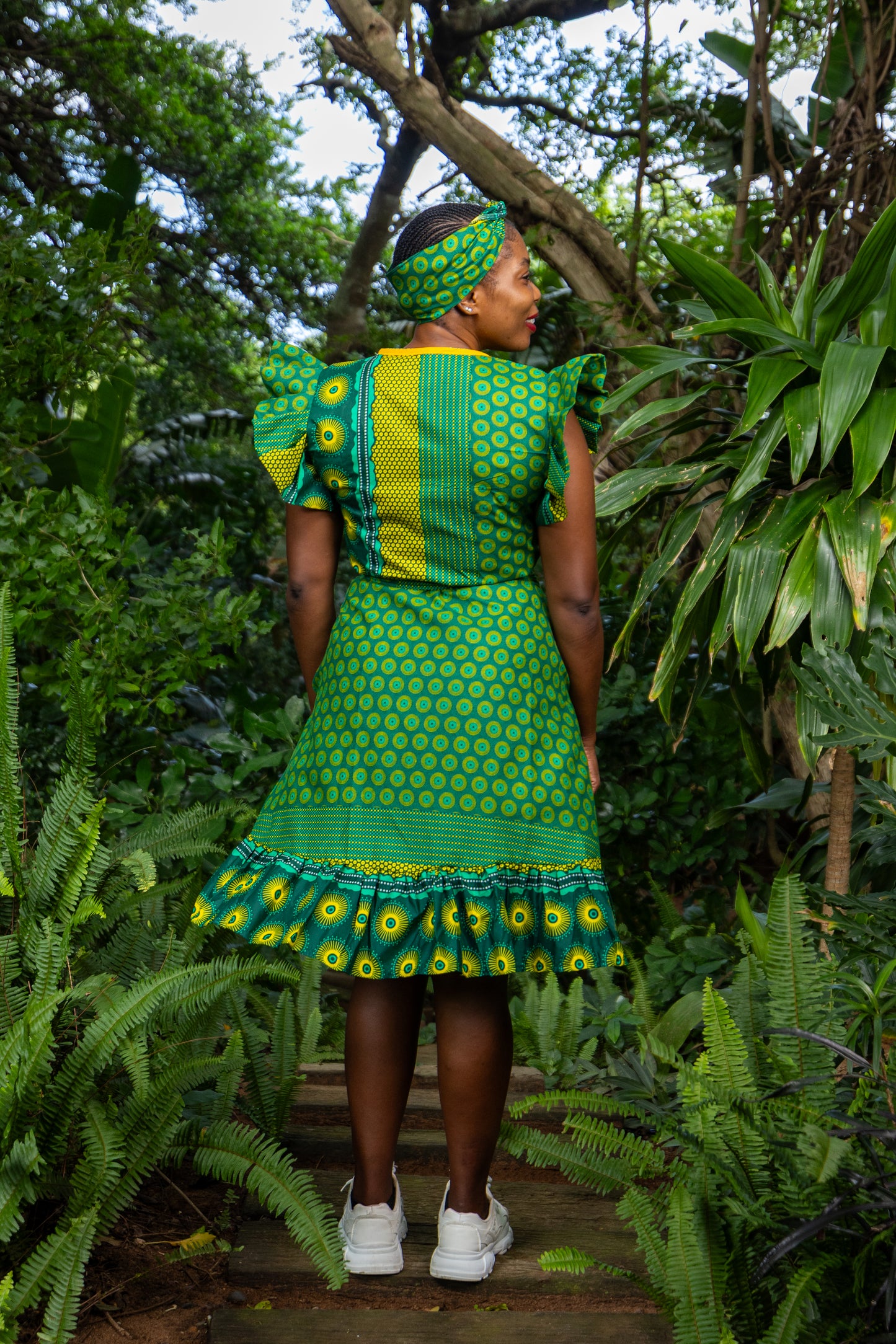 AN UKHWINI WRAP / UHAI PRINT